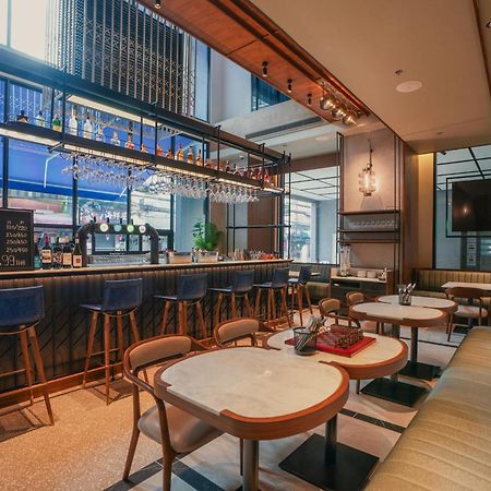 Four Points By Sheraton Bangkok, Sukhumvit 22 Exterior photo