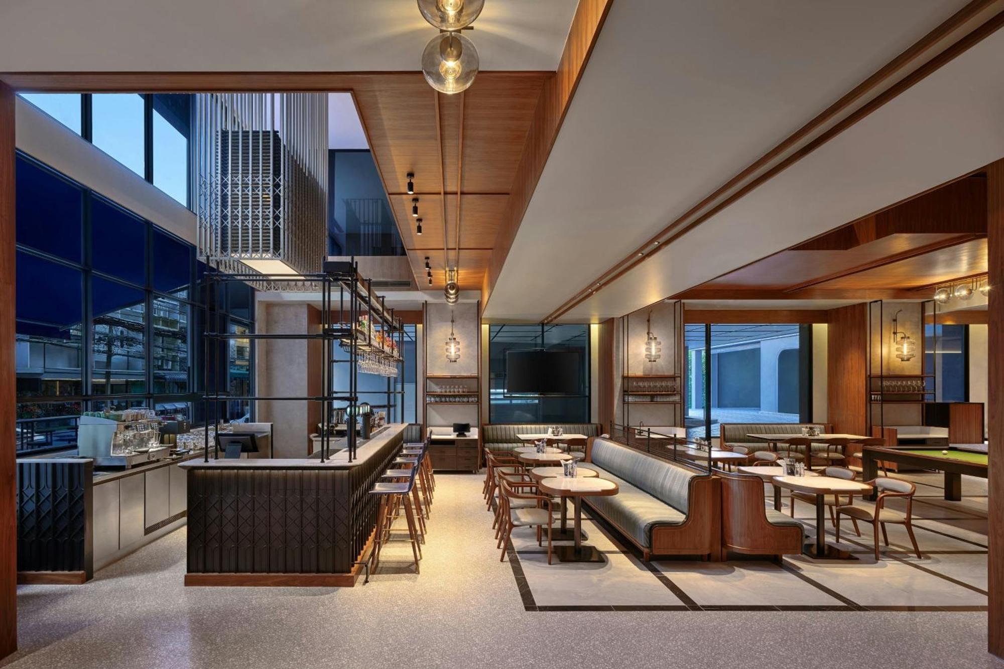 Four Points By Sheraton Bangkok, Sukhumvit 22 Exterior photo