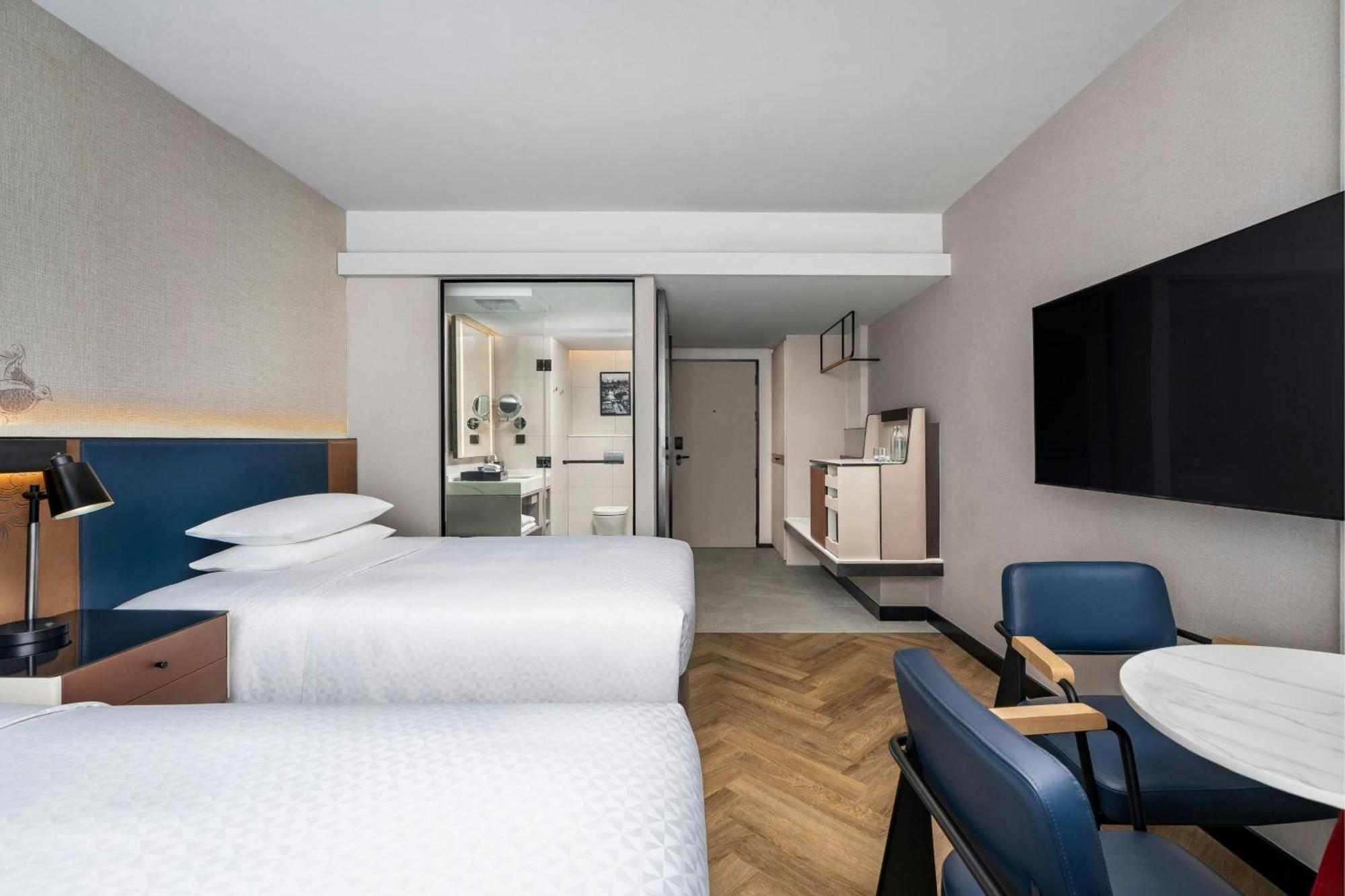 Four Points By Sheraton Bangkok, Sukhumvit 22 Exterior photo
